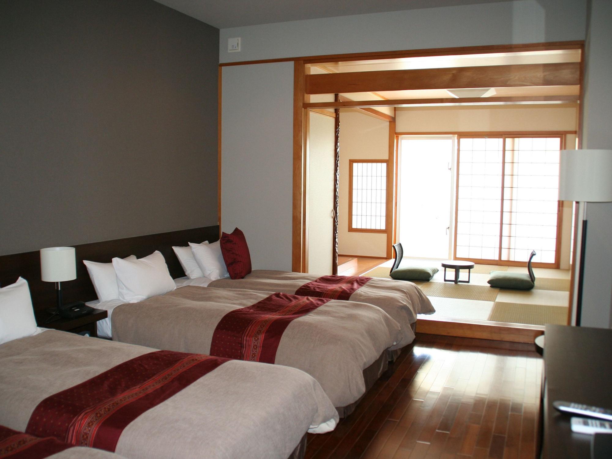 Hotel Hamahigashima Resort Uruma Ngoại thất bức ảnh